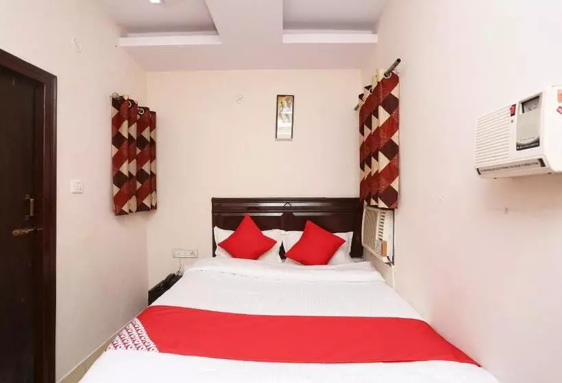 Oyo 22078 Hotel Grand