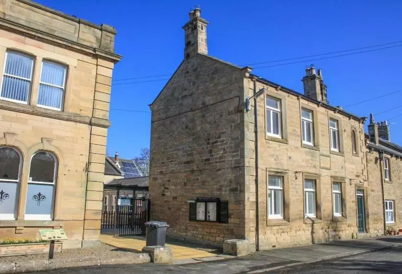 هاستل Newbrough Bunkhouse