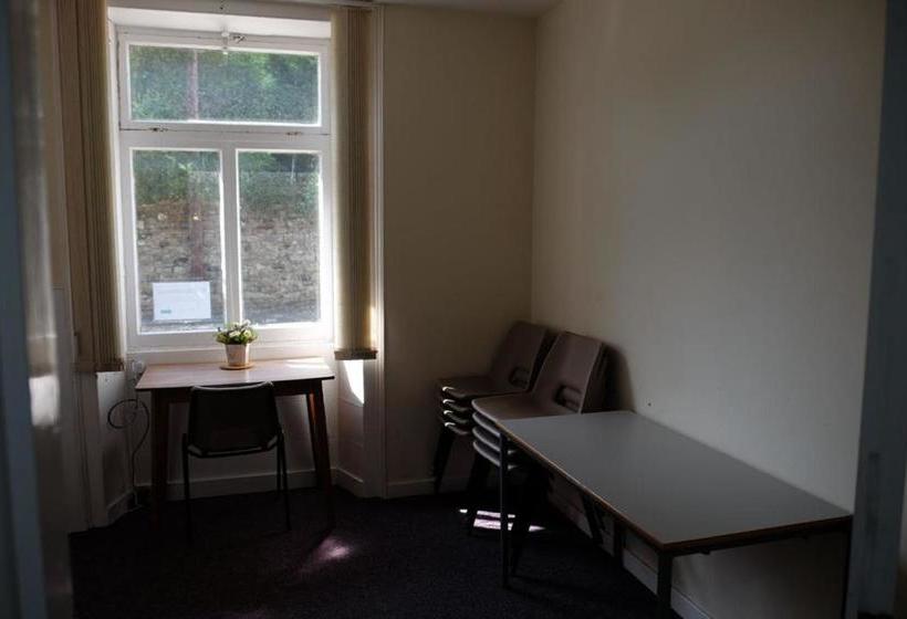 הוסטל Newbrough Bunkhouse