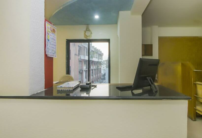 Hotel Capital O 22772  Vasantdashmi