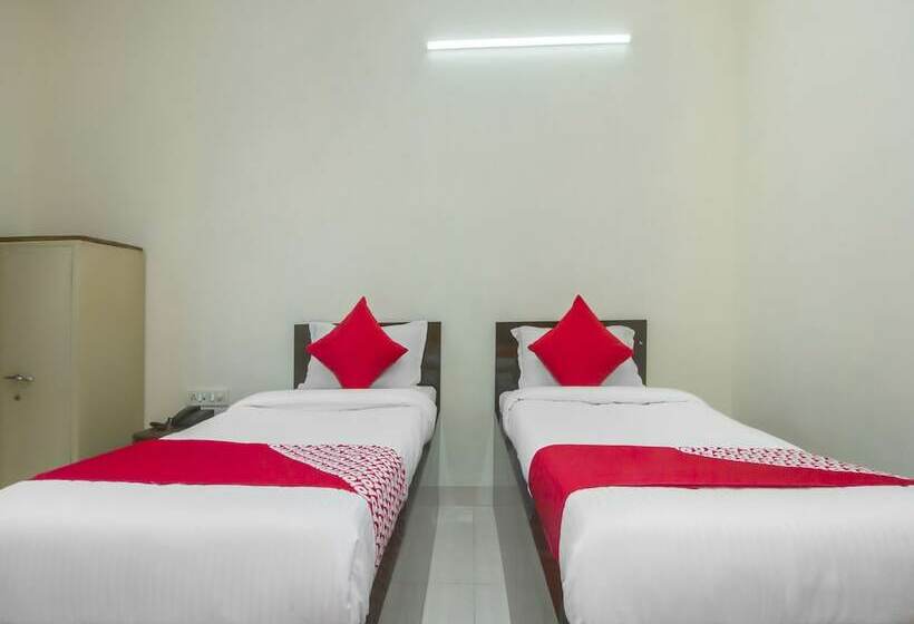 Hotel Capital O 22772  Vasantdashmi