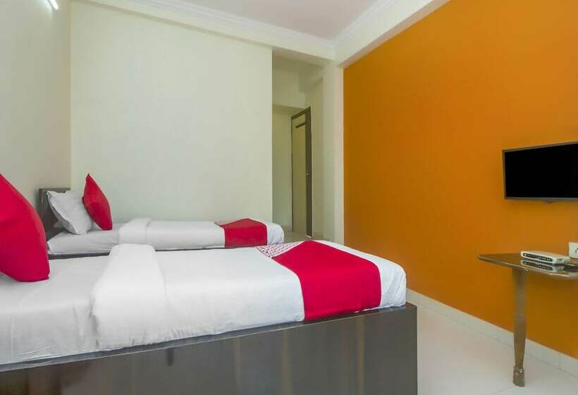 Hotel Capital O 22772  Vasantdashmi