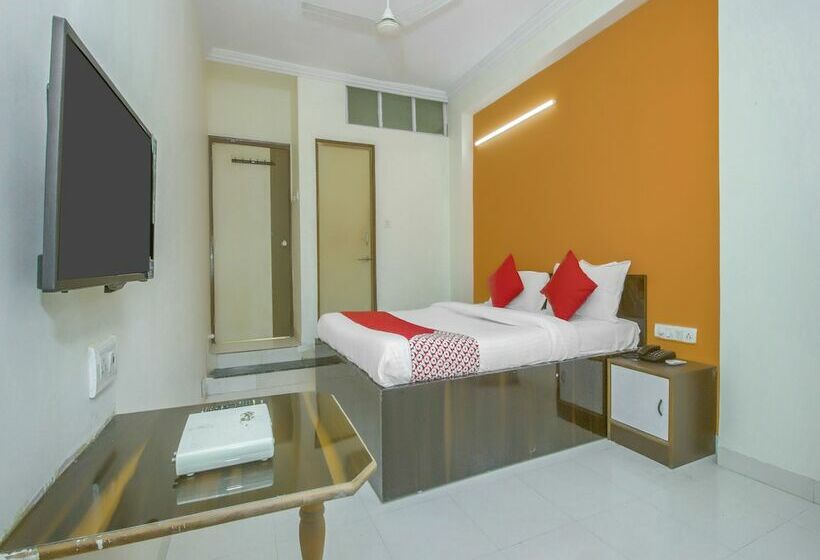 Hotel Capital O 22772  Vasantdashmi