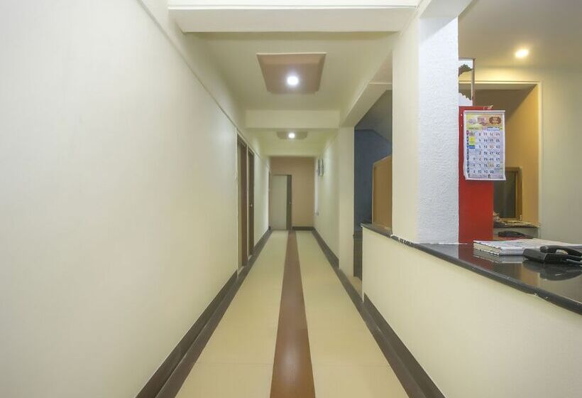 Hotel Capital O 22772  Vasantdashmi