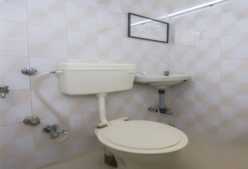 Hotel Capital O 22772  Vasantdashmi