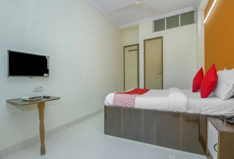 Hotel Capital O 22772  Vasantdashmi