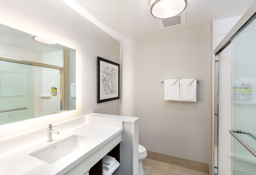 ホテル Holiday Inn Express & Suites   Moreno Valley   Riverside, An Ihg