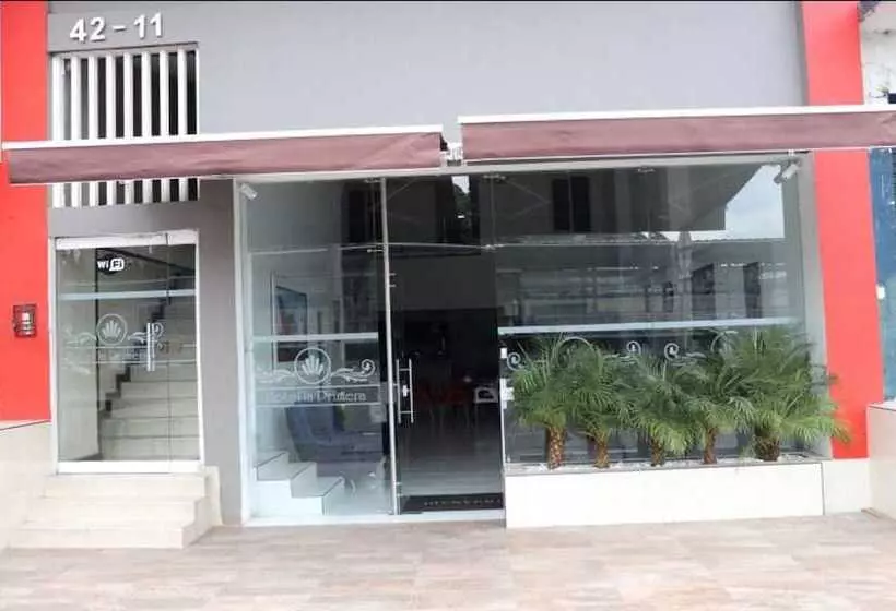 هتل La Primera