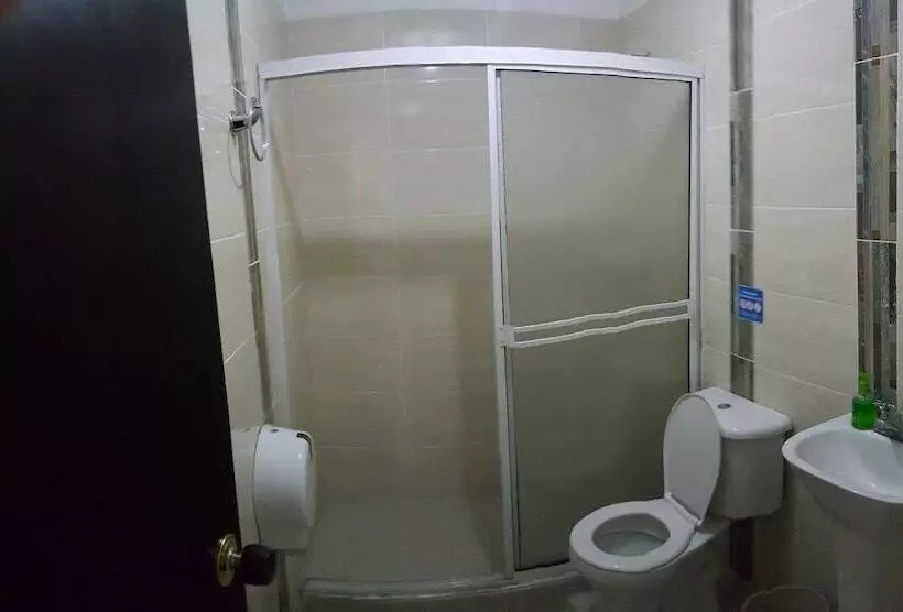 هتل La Primera