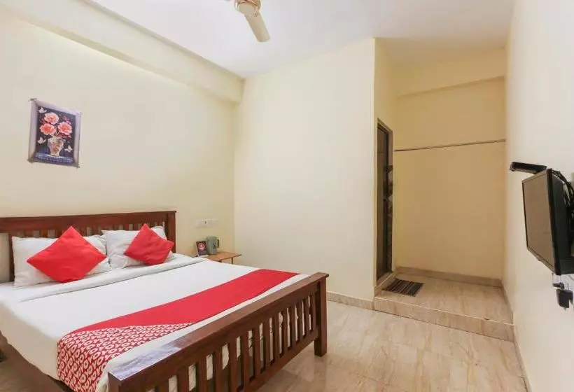 ホテル Oyo 25004 Vinayak Residency