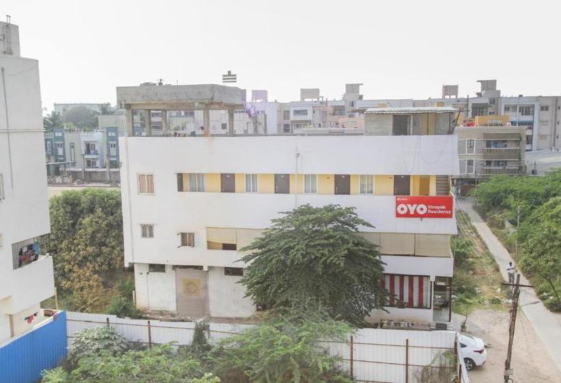 Hotel Oyo 25004 Vinayak Residency