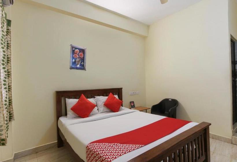 Hotel Oyo 25004 Vinayak Residency