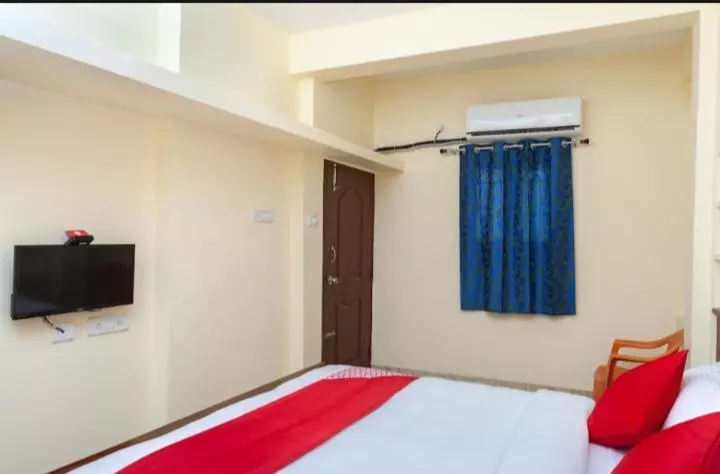 ホテル Oyo 25004 Vinayak Residency