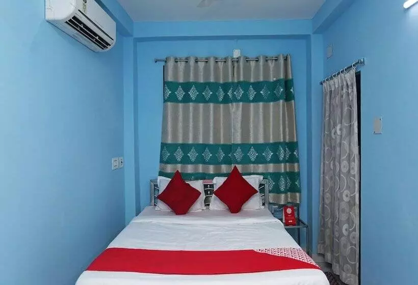ホテル Oyo 26652 Roop River Resort
