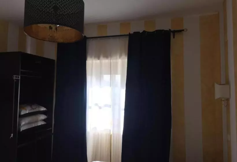 تختخواب و صبحانه Fiumicinoa57