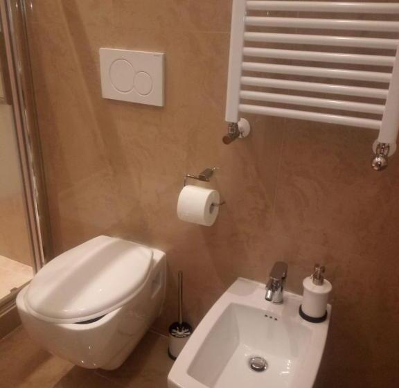 تختخواب و صبحانه Fiumicinoa57