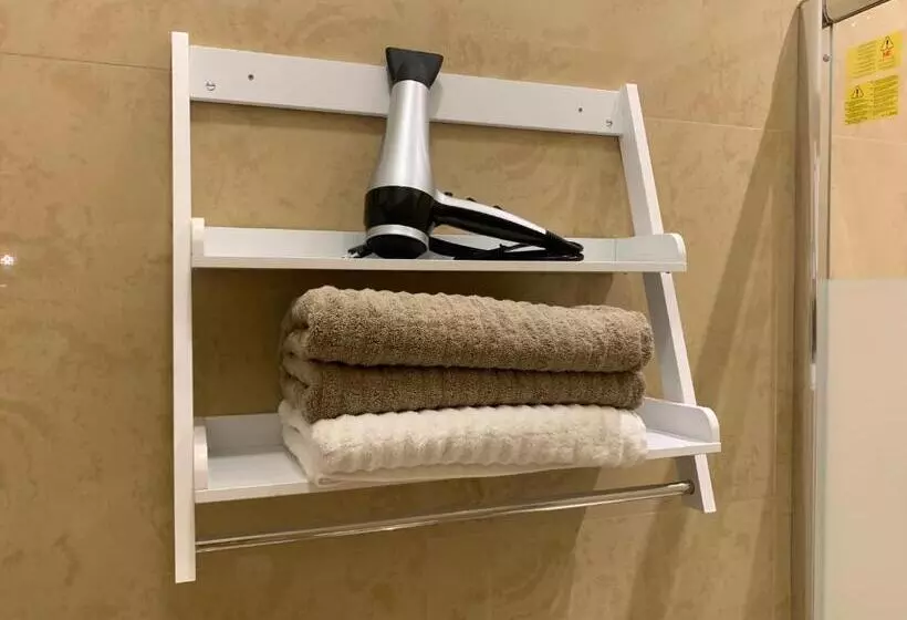 تختخواب و صبحانه Fiumicinoa57