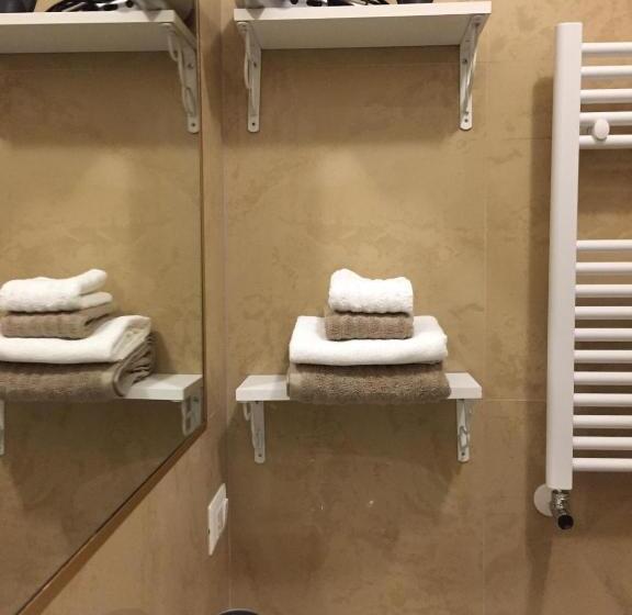 تختخواب و صبحانه Fiumicinoa57