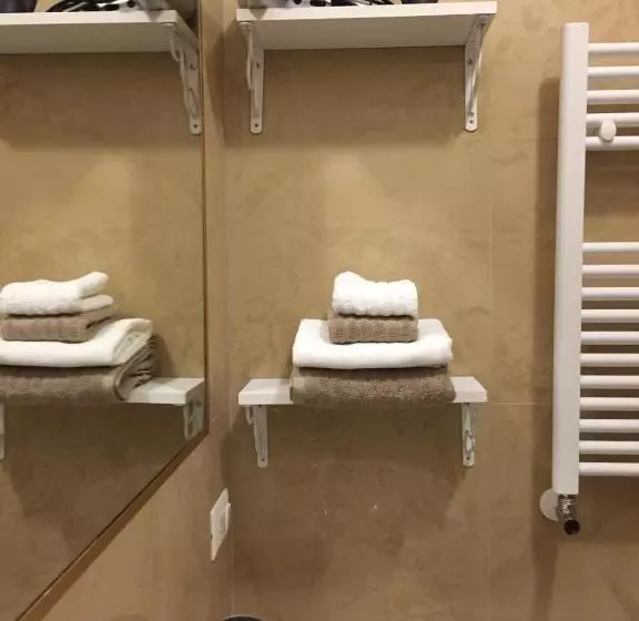 تختخواب و صبحانه Fiumicinoa57