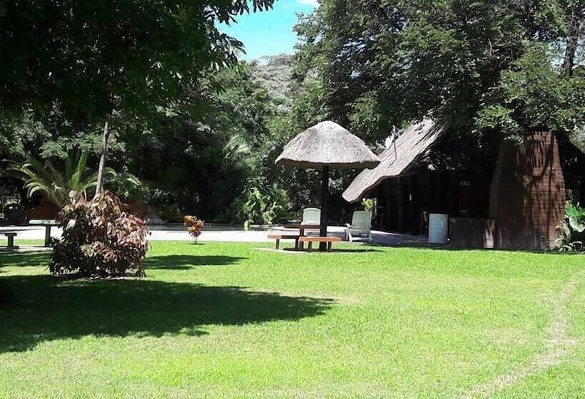 هتل Namwi Island Lodge