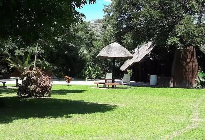 هتل Namwi Island Lodge