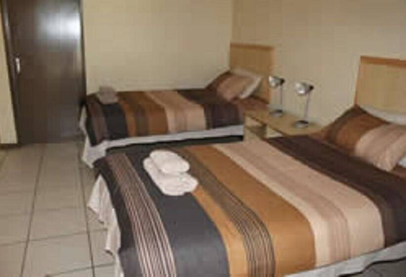 هتل Namwi Island Lodge