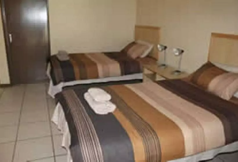 هتل Namwi Island Lodge
