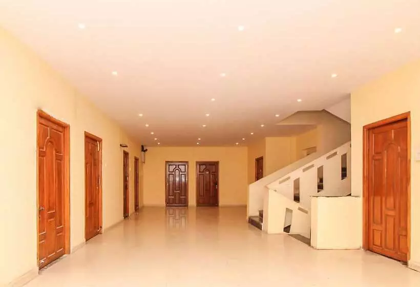 ホテル Oyo 7343 Al Shareef Palace