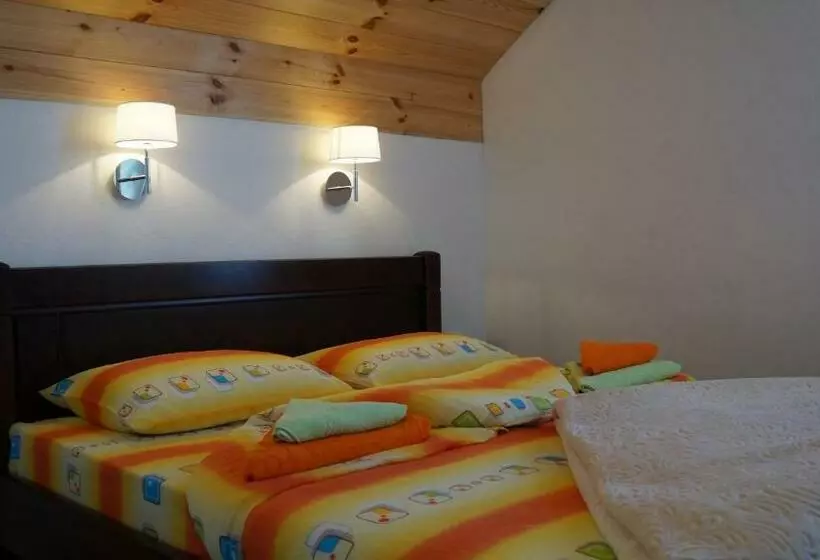 پانسیون Rondović Apartmani   Durmitor