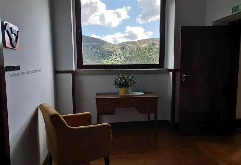 Loriga Feel Nature  Hostel