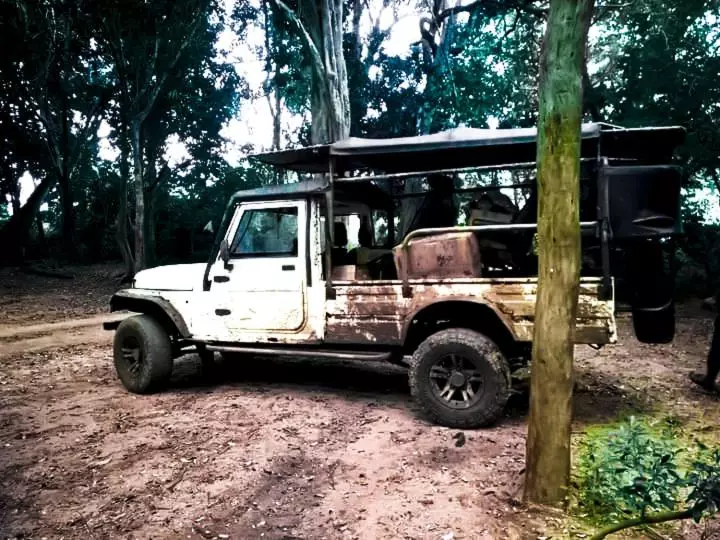 Majatalo Lake Front Yala Safari