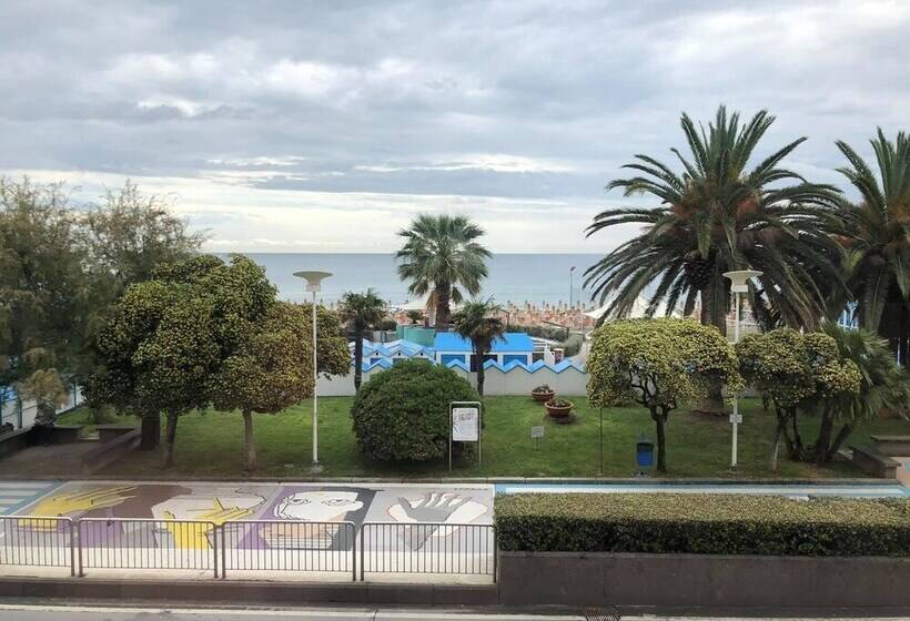 펜션 Lido Beach & Life Resort