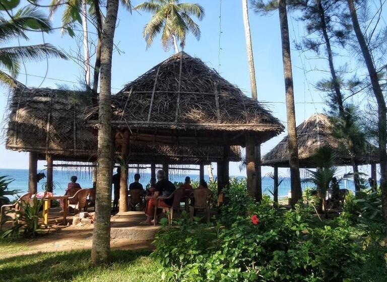 Sukriti Beach Resort