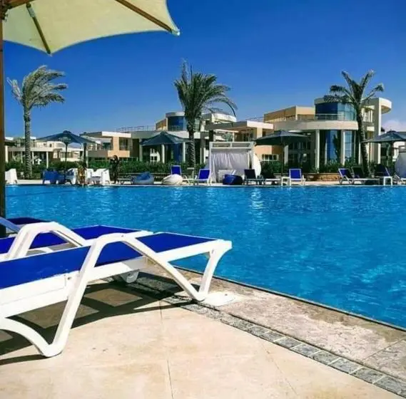 استراحتگاه Marseille Beach 4 Family Only