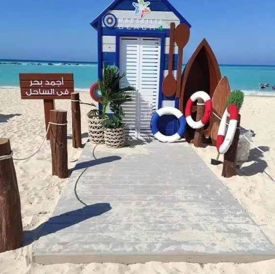 استراحتگاه Marseille Beach 4 Family Only