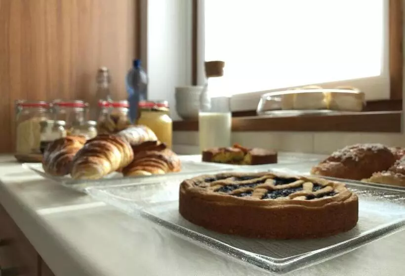 Aamiaismajoitus (B&B) For Rest