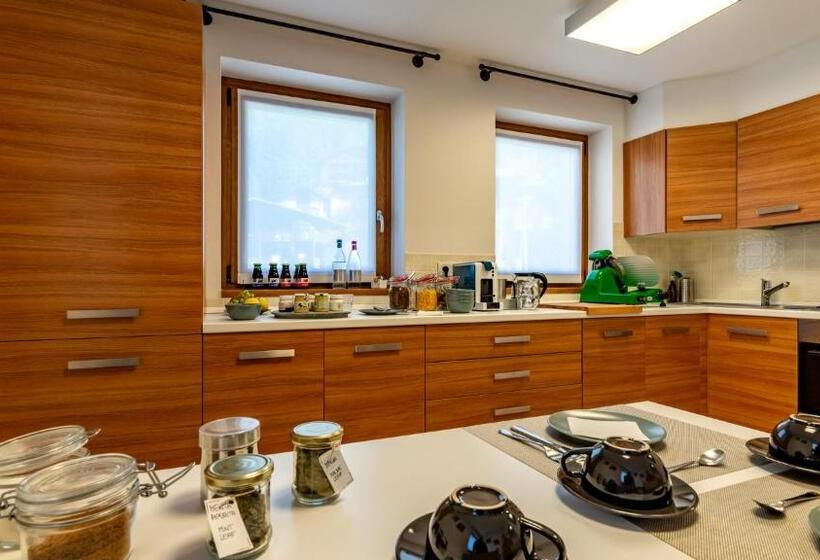 مبيت وإفطار For Rest