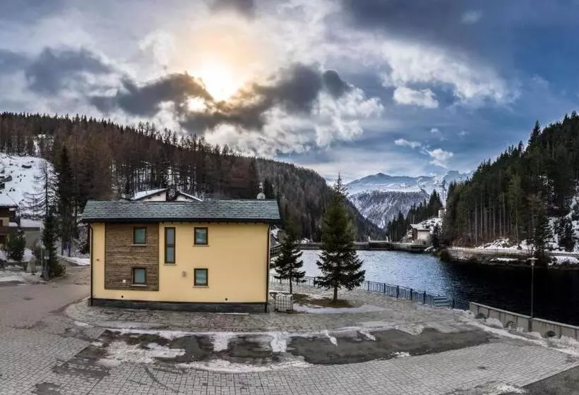 Aamiaismajoitus (B&B) For Rest