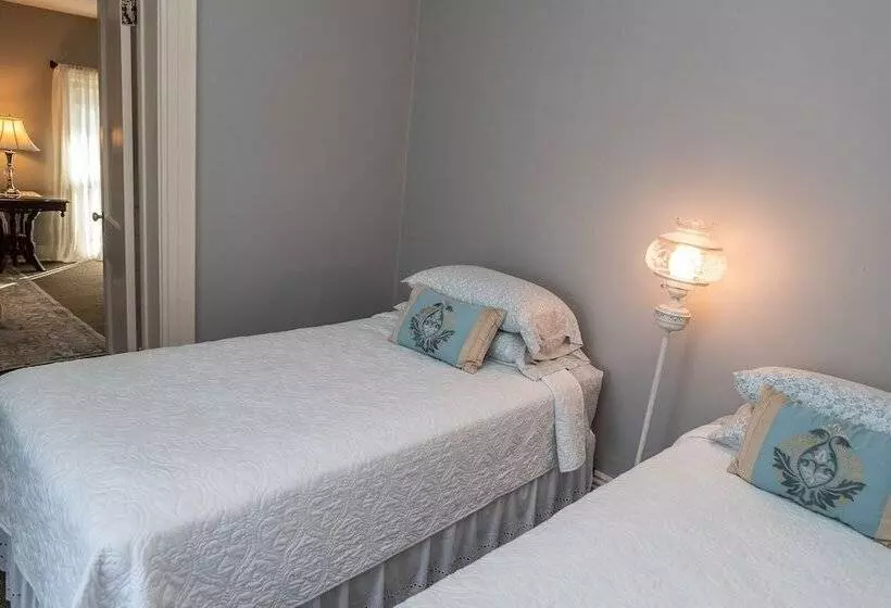 تختخواب و صبحانه Victoria Inn
