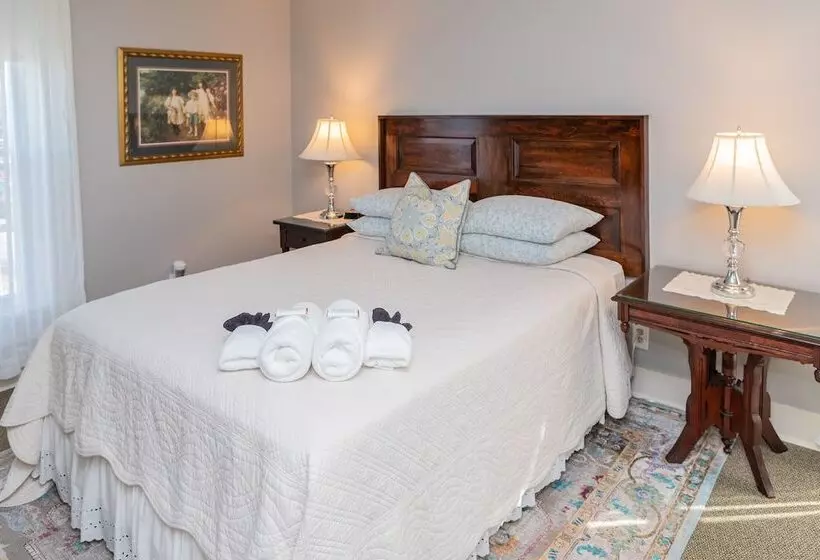 تختخواب و صبحانه Victoria Inn