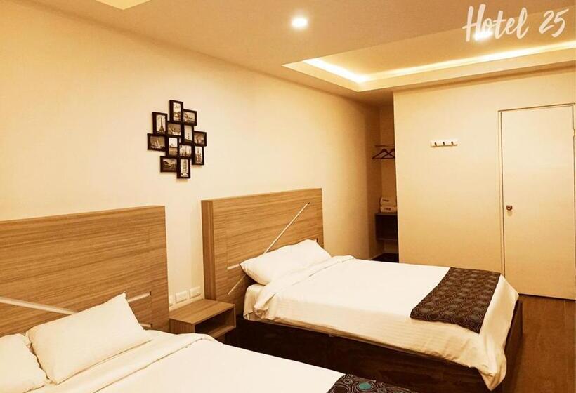 Отель 25