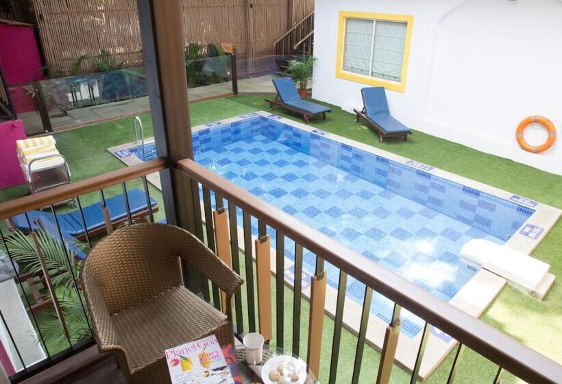 Hotel Acron Seaway Resort