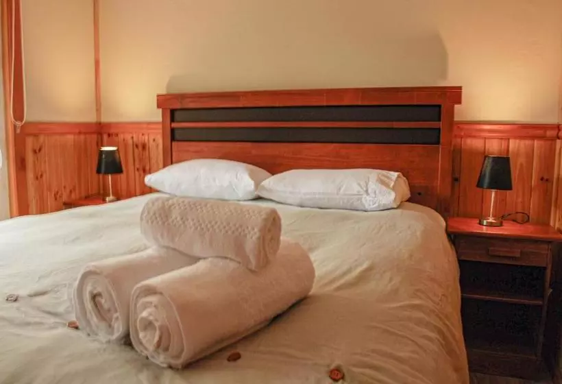 Majatalo Chucao Bosque Y Cabañas