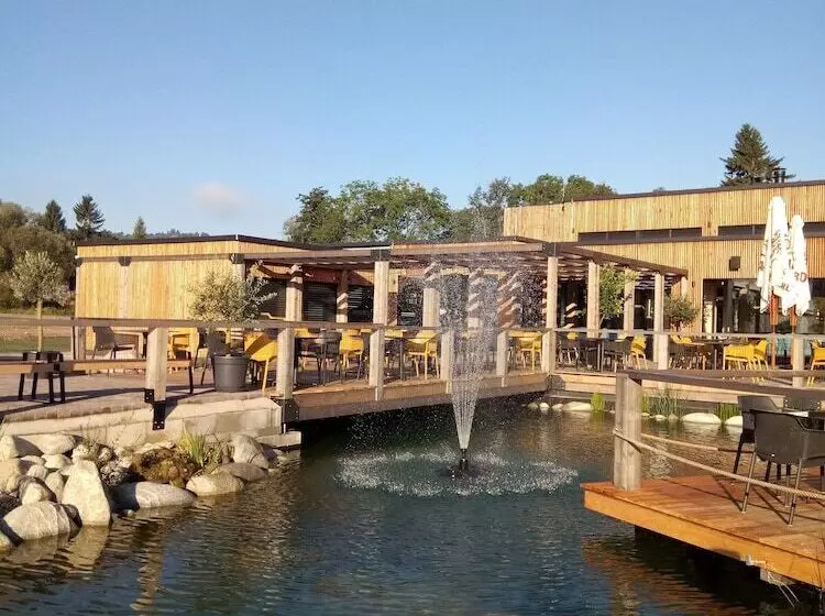 Lomakeskus Demanova Rezort