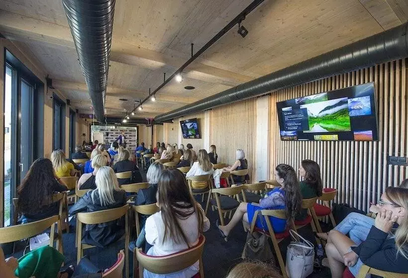 Lomakeskus Demanova Rezort