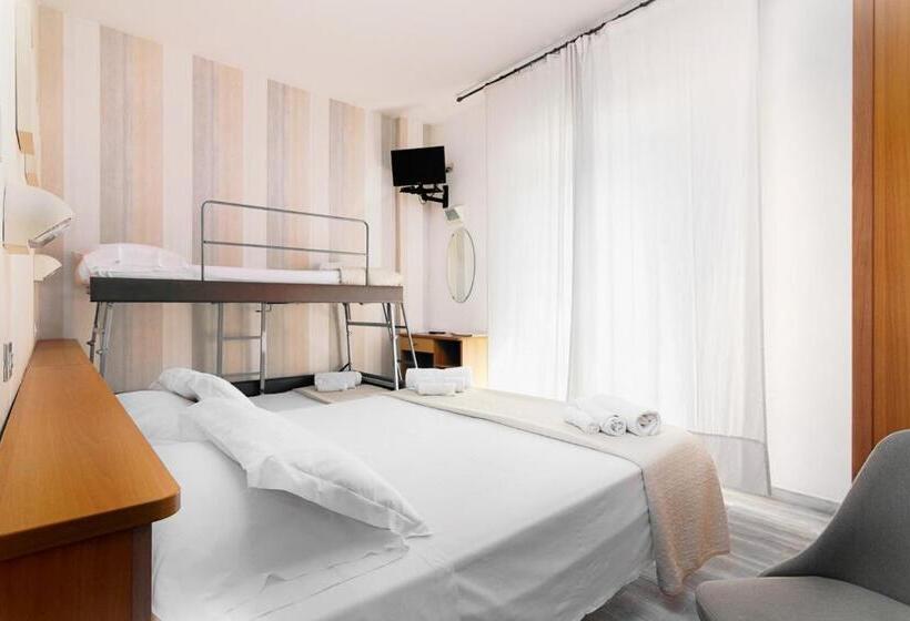 فندق Arlecchino Riccione