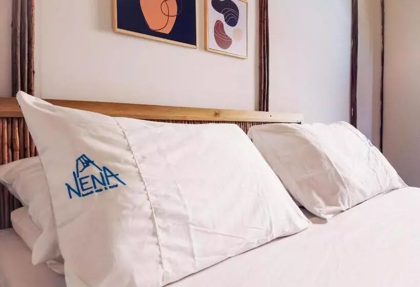 Hotelli Nena Beach Club &