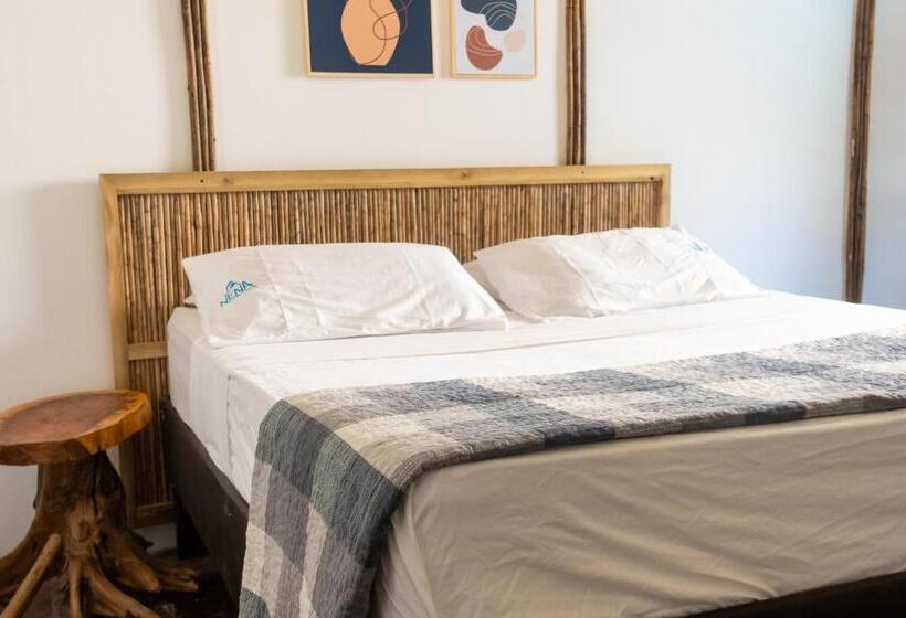 هتل Nena Beach Club &