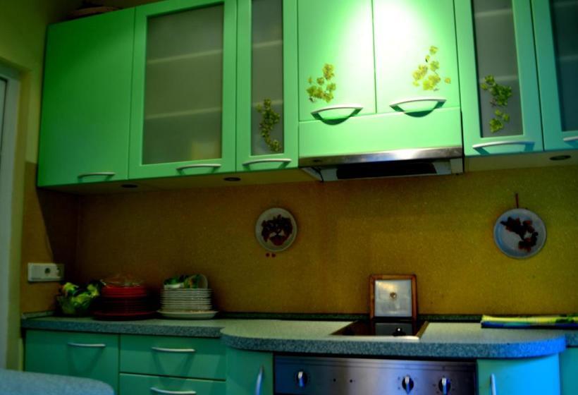 پانسیون Cottages Delloress