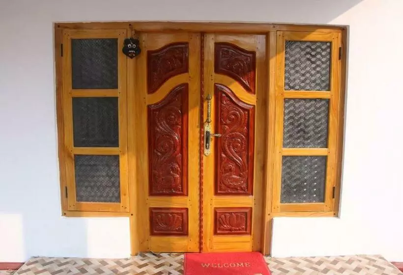 پانسیون Golden Star Guest House